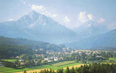 Igls mit Serles und Habicht